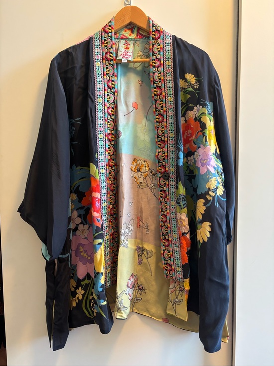 Johnny Was Jackets & Blazers - Johnny Was Embroidered Floral Navy Kimono Jacket